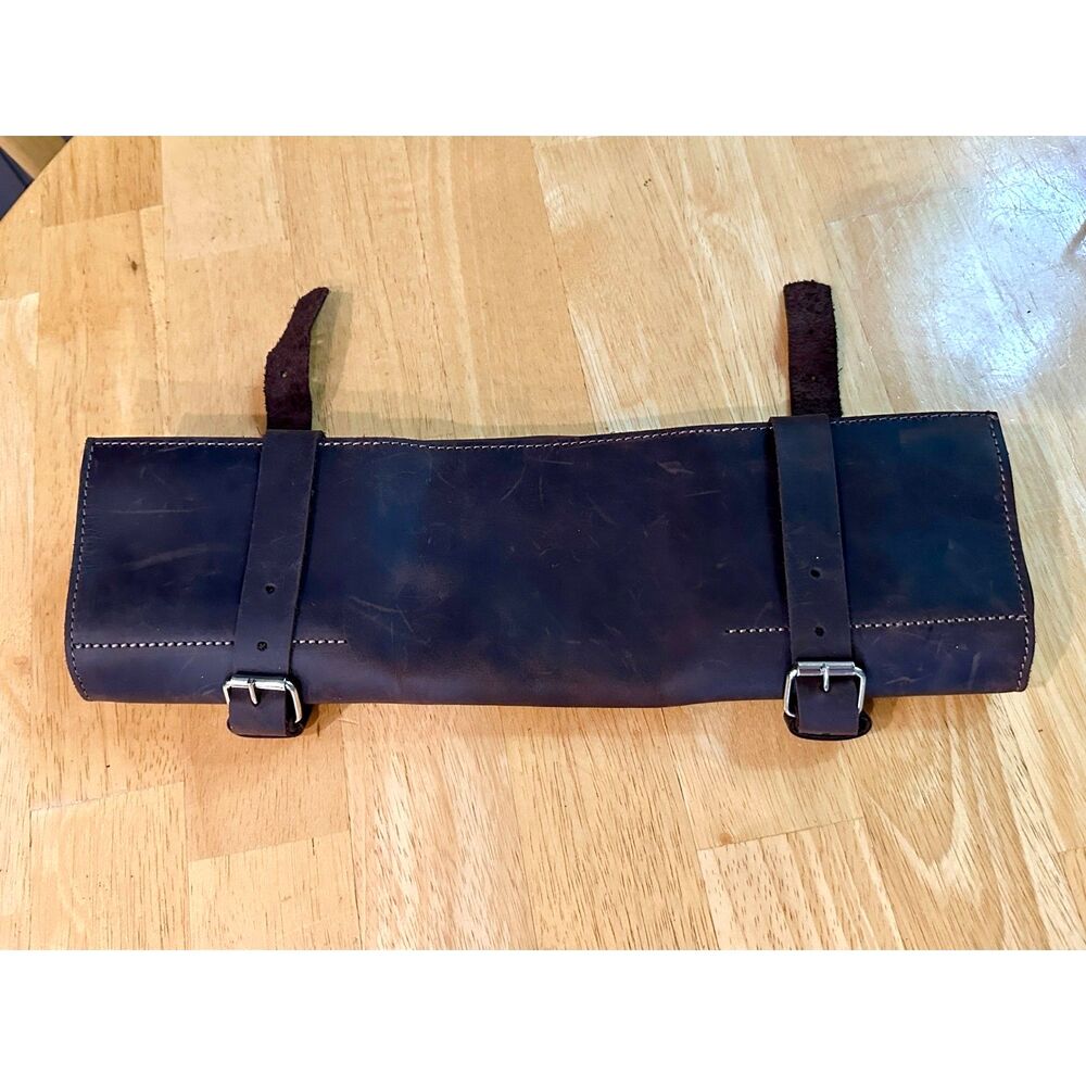 10-slot leather knife/tool roll bag with buckles